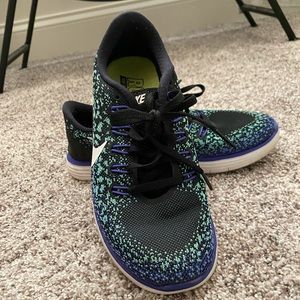 Nike Free & Flexible Running Shoes